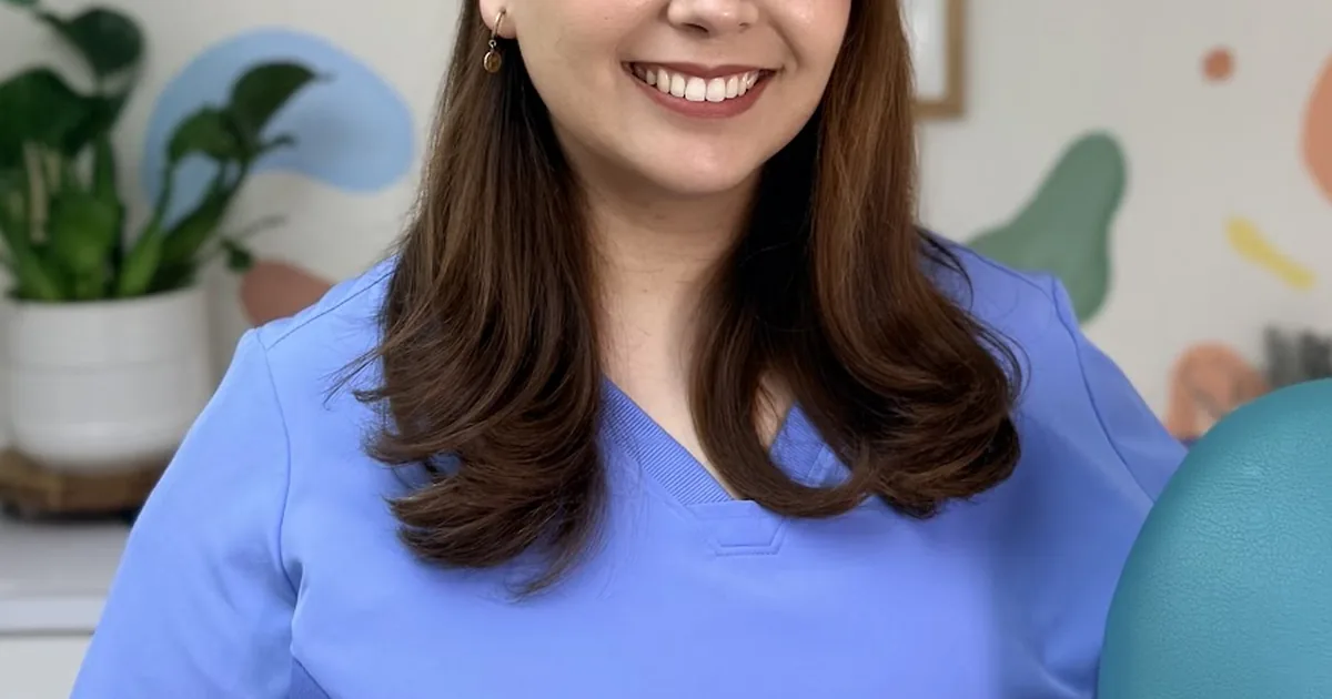 Dentista Diana Navarro