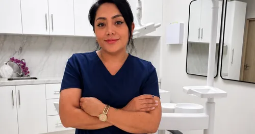 Ortodoncista. Dra. Laura Medina, consultorio dental en La Paz, Baja California Sur