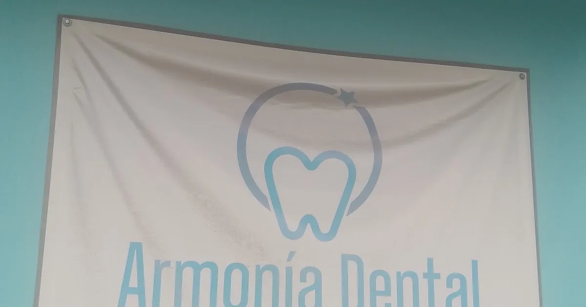 Armonisa – Clínica Dental Especializada en Rehabilitación, Cirugía e Implantes con Atención Integral