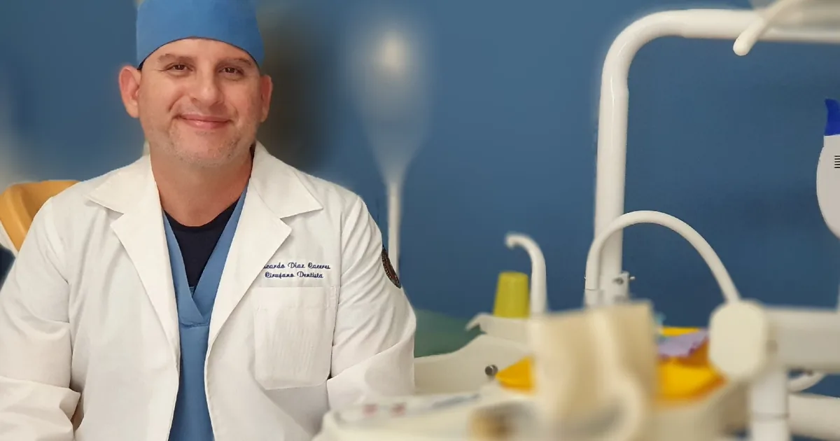 Dental Clinic Zaragoza – Dr. Ricardo Díaz UANL