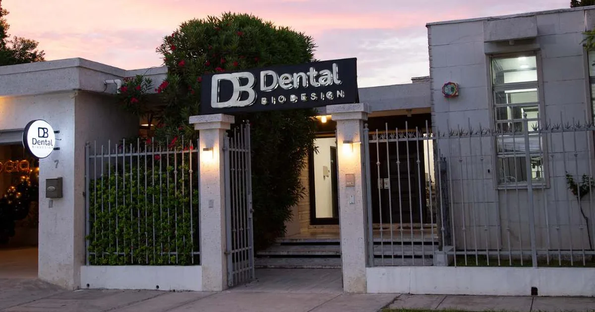 Dental BIODESIGN & Implant Center