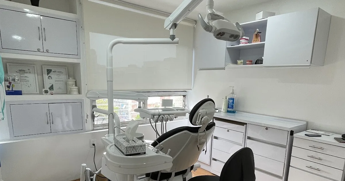 Om Dental