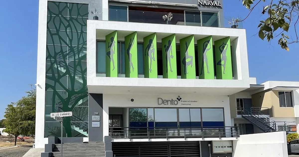 Periodoncia Colima – Dr. César Michel