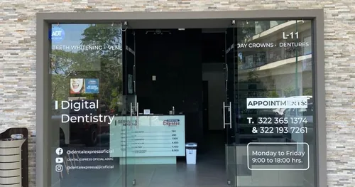 Dental Express, consultorio dental en Puerto Vallarta, Jalisco