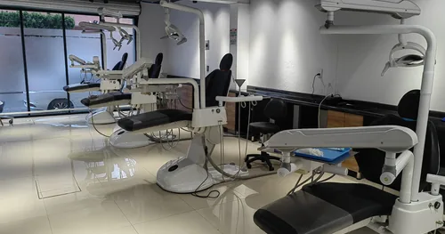 Clínica Udentia – 4ta Avenida, consultorio dental en Nezahualcóyotl, Estado de México