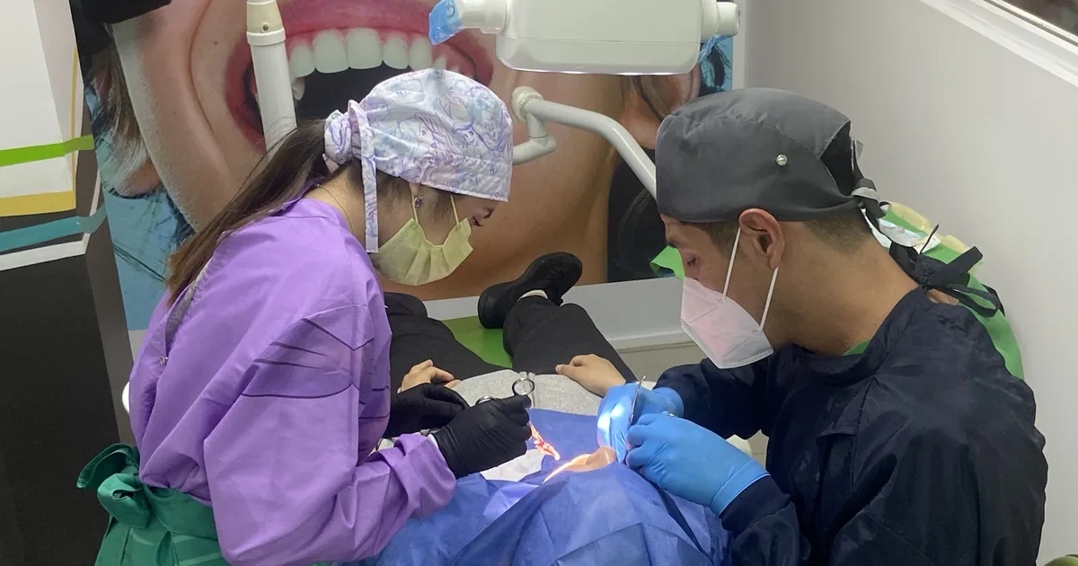 EY DENTAL (Odontologia pediatrica e Integral) Planta alta.
