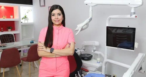 Odontóloga | Dentista Dra. Georgina Sánchez Moreno | Cirugía bucal en Tuxtla Gutiérrez, consultorio dental en Tuxtla Gutiérrez, Chiapas