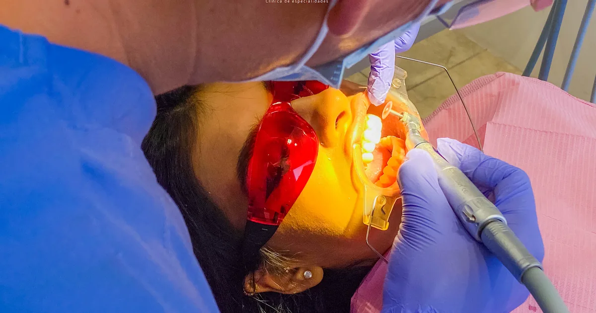 Clínica Dental Medident Playa